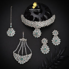 Elegant Bridal Collar Set