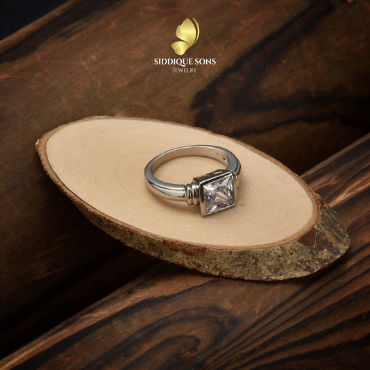 Elegant Ring (Gold/Silver)