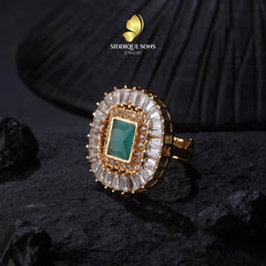 Elegant Teper Zircon Ring