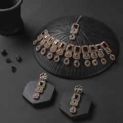 Necklace jewellery